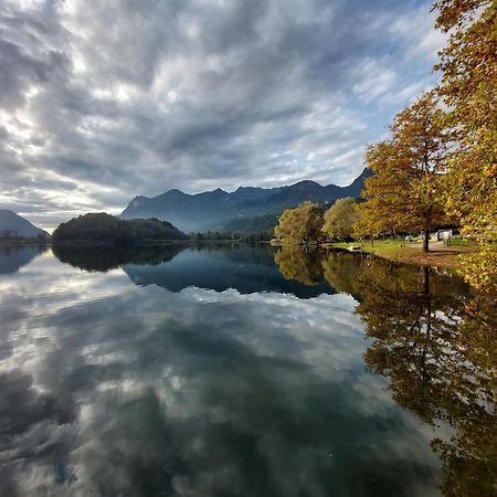 Villaggio Turistico Il Lago Dorato Carlazzo Zewnętrze zdjęcie