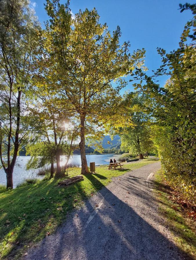 Villaggio Turistico Il Lago Dorato Carlazzo Zewnętrze zdjęcie