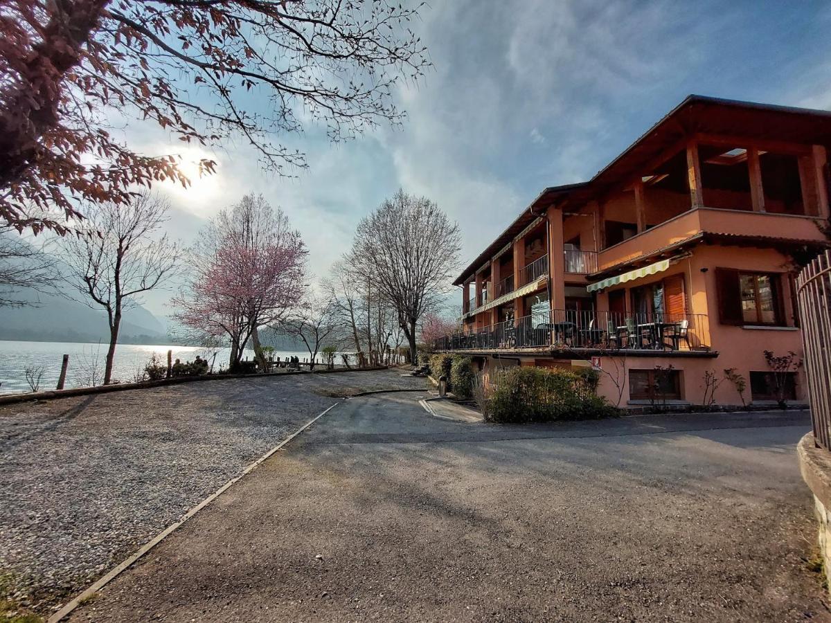 Villaggio Turistico Il Lago Dorato Carlazzo Zewnętrze zdjęcie